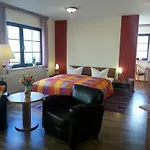 Und Restaurant Sackwitzer Muehle فندق باد شميديبرغ